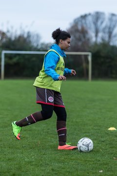 Bild 17 - C-Juniorinnen Halstenbek-Rellingen - St.Pauli : Ergebnis: 0:5